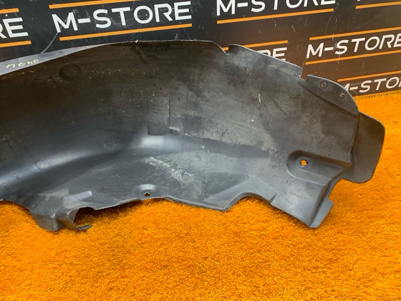 подкрылок, 700 рублей, Красноярск