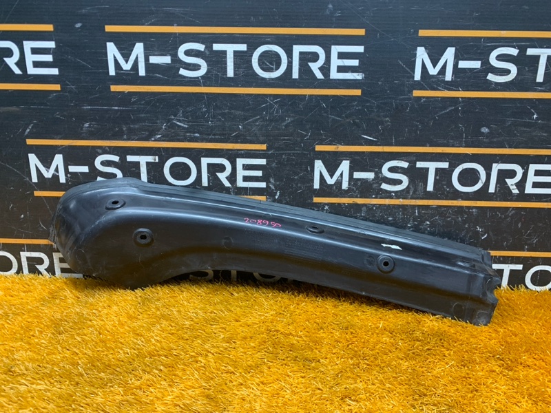 Водосток багажника, 630 рублей, Красноярск