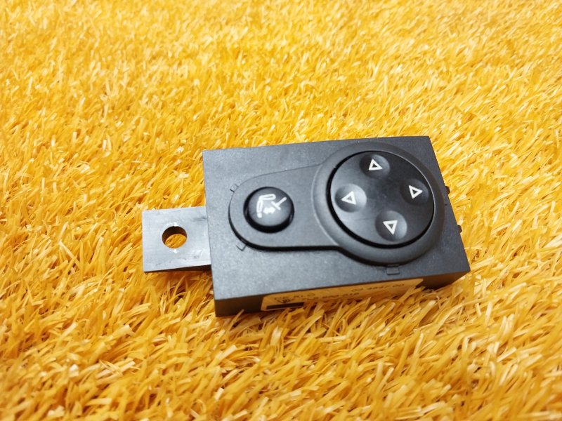 Кнопка регулировки руля, 500 рублей, Красноярск