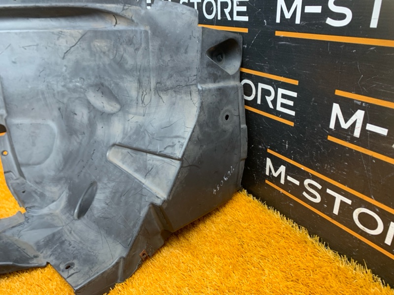 подкрылок, 900 рублей, Красноярск