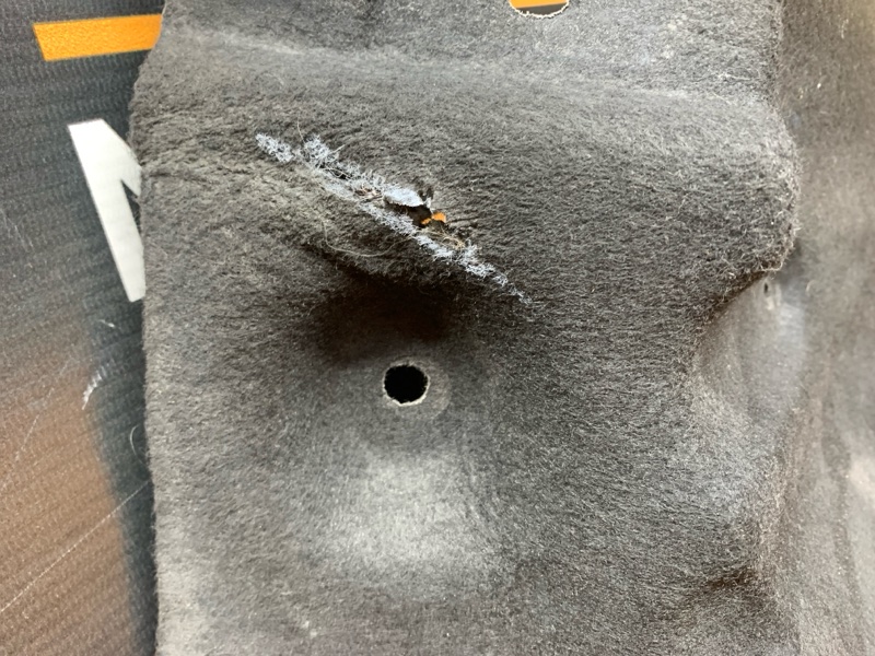 подкрылок, 1500 рублей, Красноярск