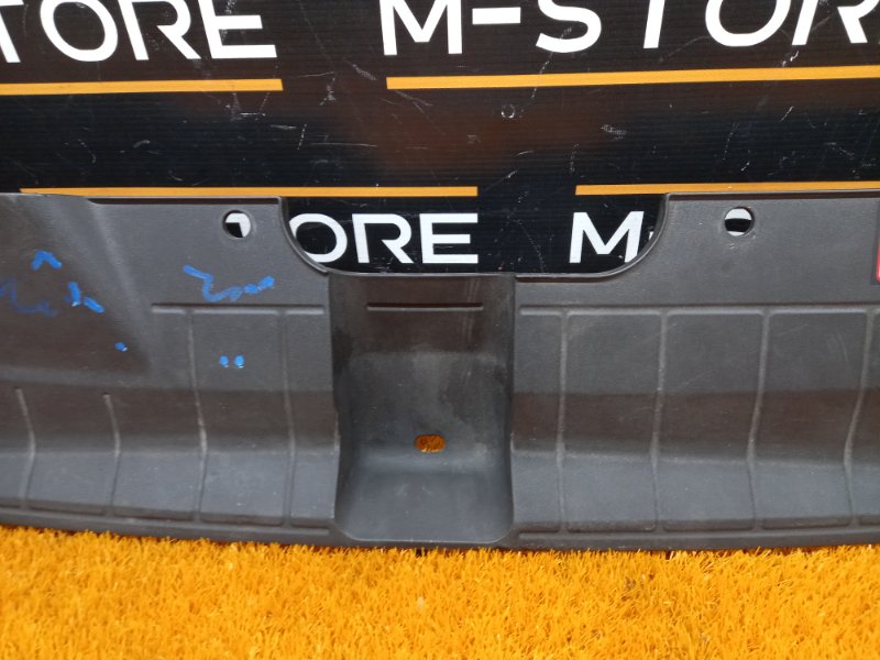 Накладка замка капота, 1080 рублей, Красноярск