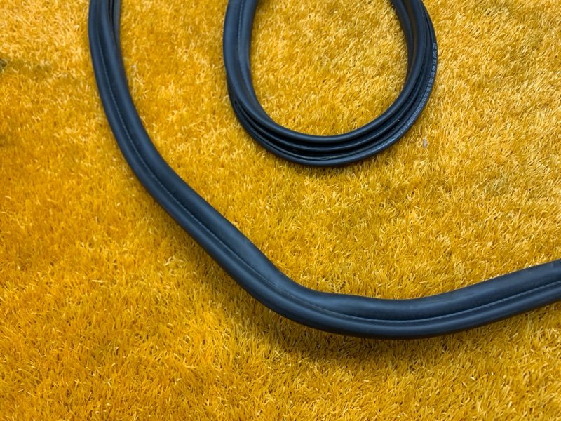 Уплотнитель багажника, 1220 рублей, Красноярск