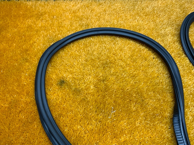 уплотнитель двери, 1820 рублей, Красноярск