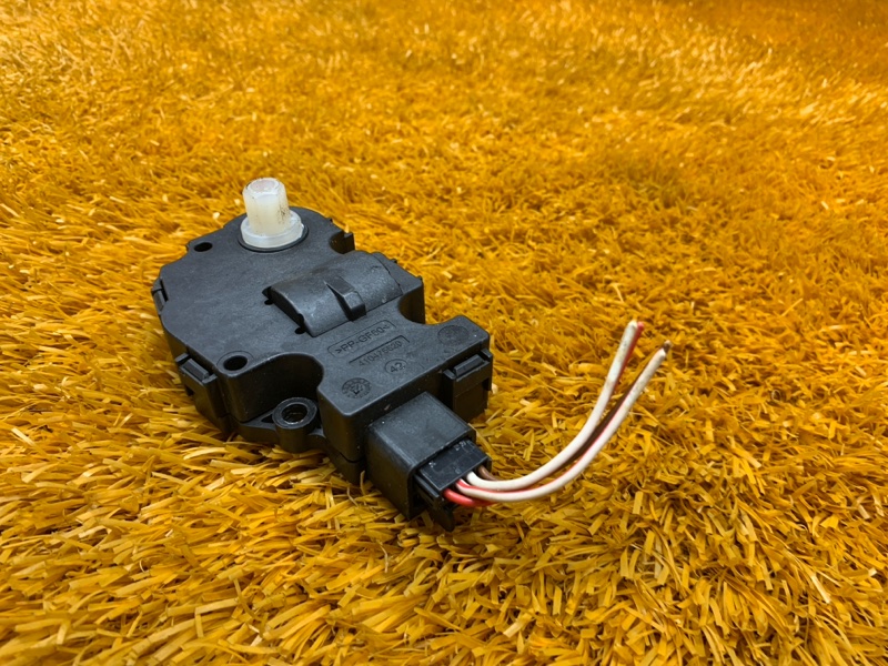 привод заслонки отопителя, 200 рублей, Красноярск