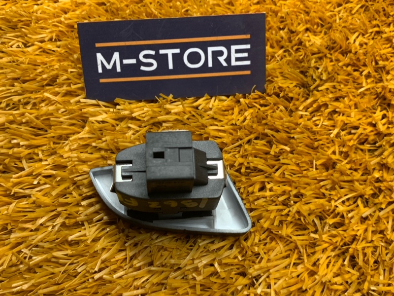 Кнопка центрального замка, 330 рублей, Красноярск