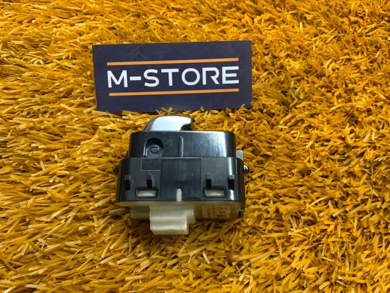 кнопка стеклоподъемника, 670 рублей, Красноярск