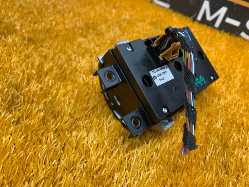 Кнопка управления подвеской, 1290 рублей, Красноярск