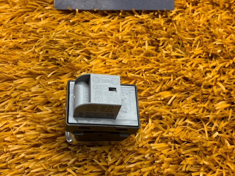 кнопка стеклоподъемника, 550 рублей, Красноярск