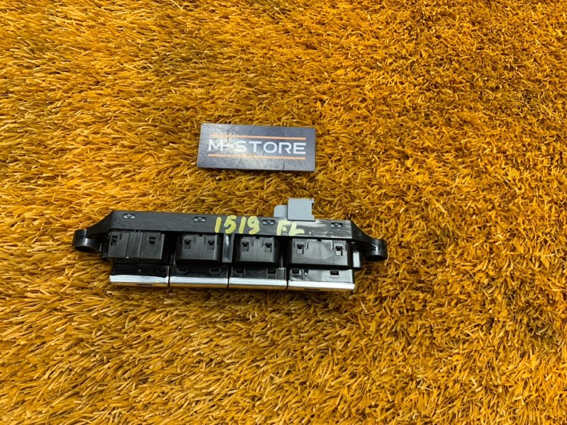 кнопка памяти сидений, 1500 рублей, Красноярск