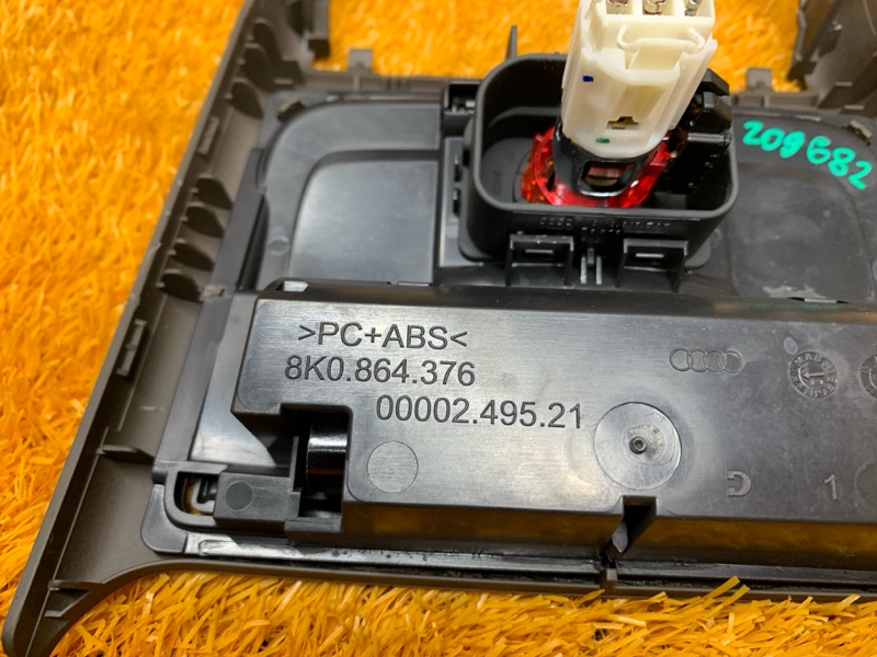 Накладка центральной консоли, 490 рублей, Красноярск