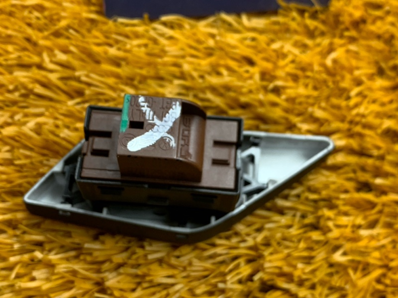 Кнопка центрального замка, 500 рублей, Красноярск