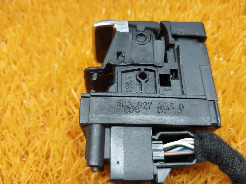 Кнопка стояночного тормоза, 500 рублей, Красноярск