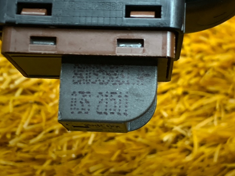 Кнопка открывания багажника, 350 рублей, Красноярск