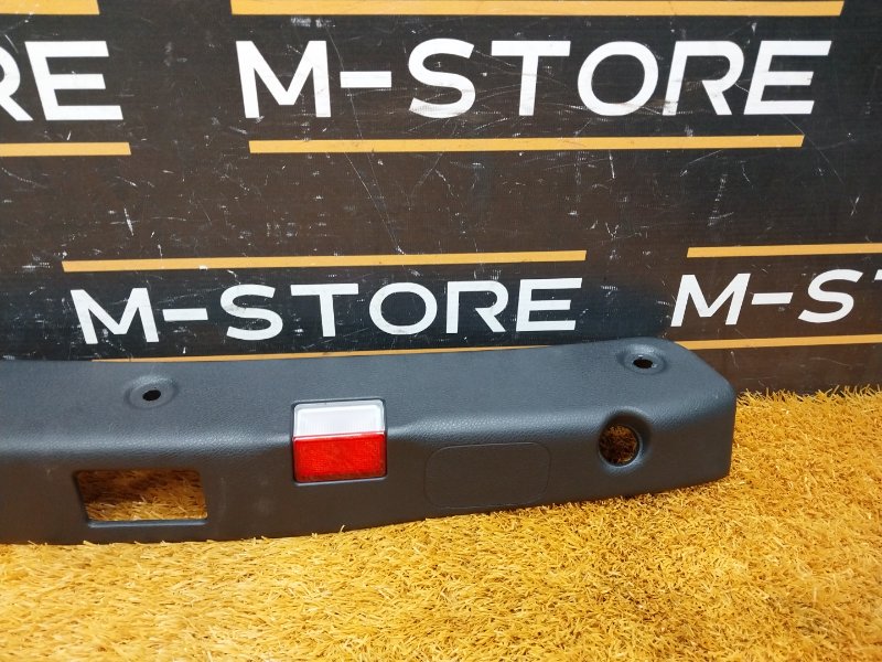 Накладка двери багажника, 1720 рублей, Красноярск