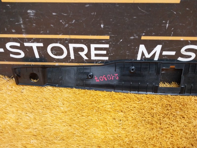 Накладка замка багажника, 350 рублей, Красноярск