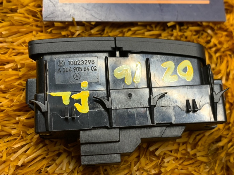 Кнопка центрального замка, 300 рублей, Красноярск