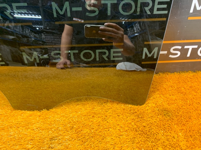 Стекло боковое, 2850 рублей, Красноярск