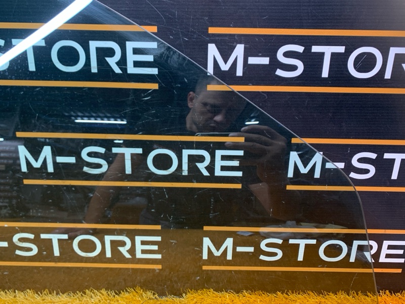 Стекло боковое, 850 рублей, Красноярск