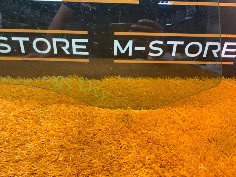 Стекло боковое, 850 рублей, Красноярск