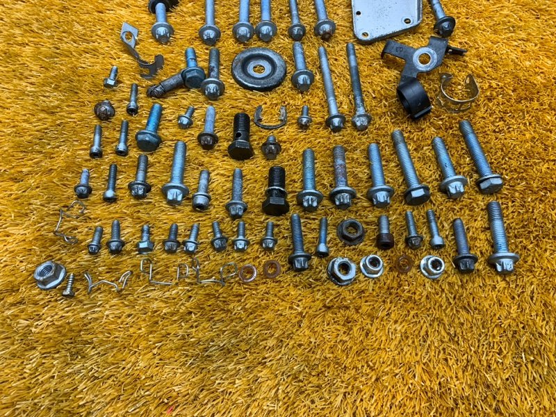 Болты и гайки ДВС, 620 рублей, Красноярск