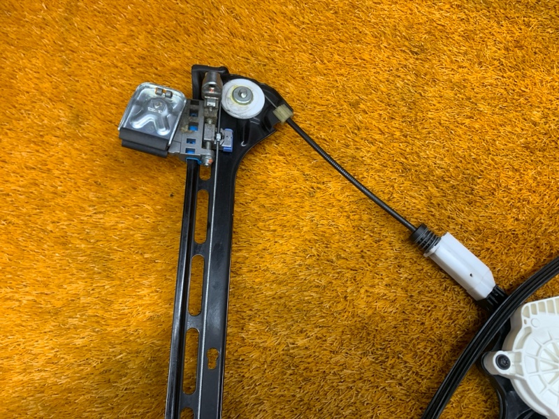 стеклоподъемник, 3110 рублей, Красноярск