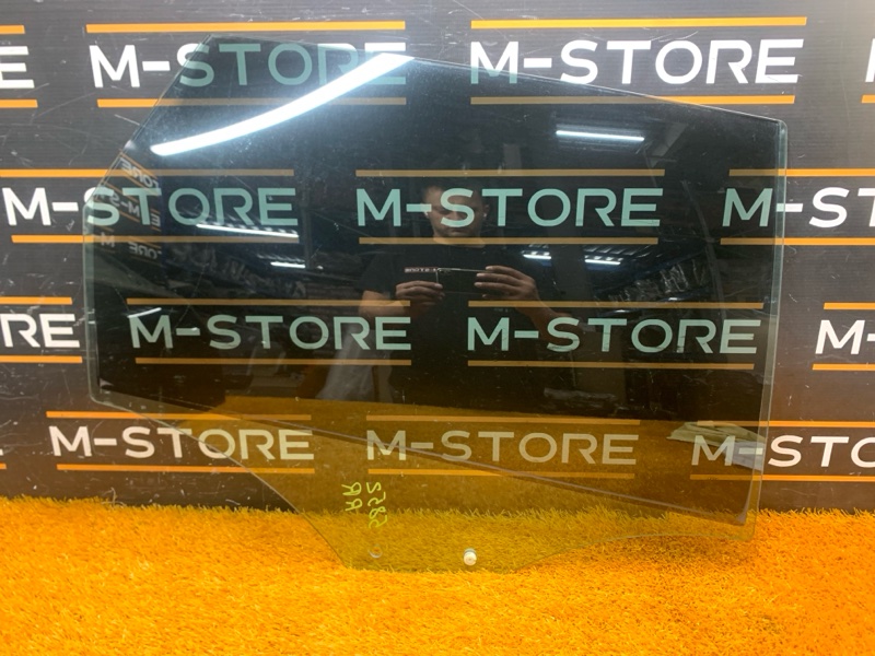 Стекло боковое, 970 рублей, Красноярск