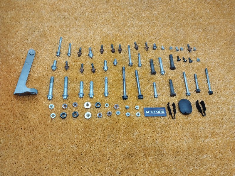 Болты и гайки ДВС, 800 рублей, Красноярск