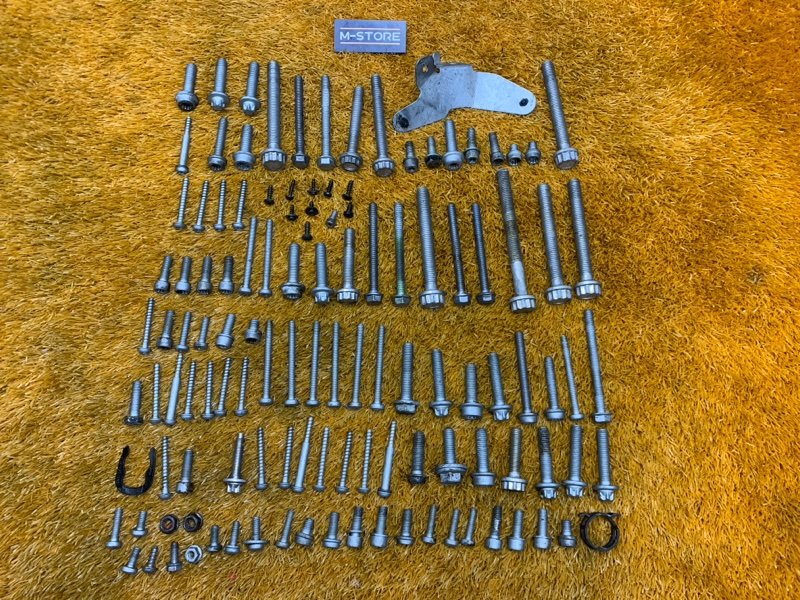 Болты и гайки ДВС, 800 рублей, Красноярск