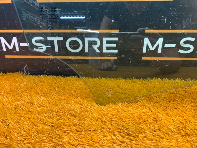 Стекло боковое, 3800 рублей, Красноярск