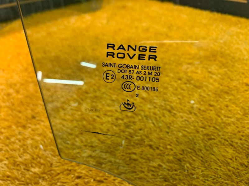 Стекло боковое, 3800 рублей, Красноярск