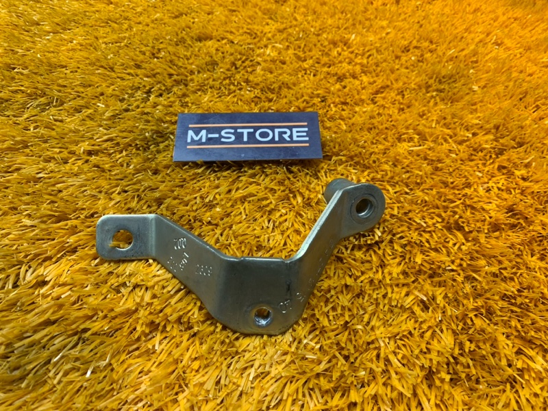 кронштейн, 300 рублей, Красноярск