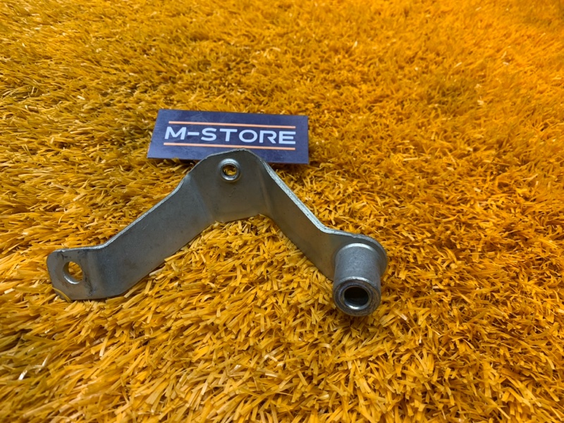 кронштейн, 300 рублей, Красноярск