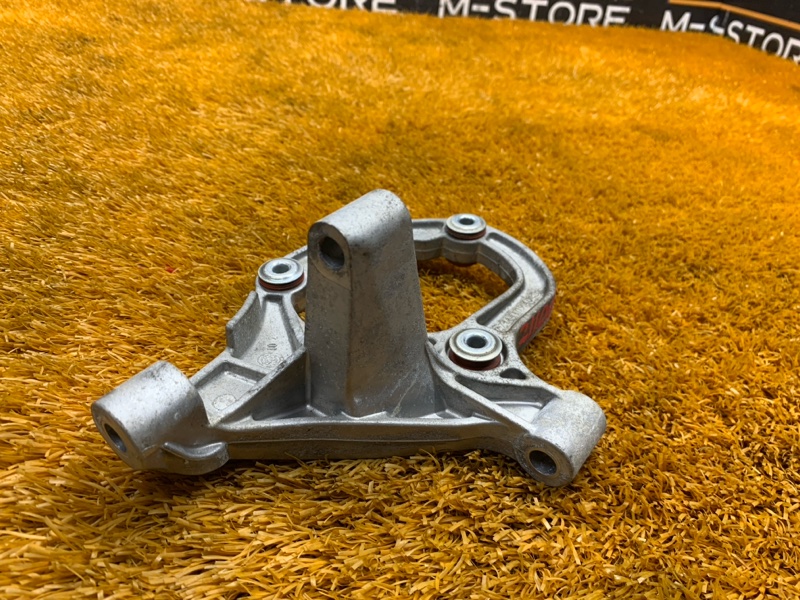 кронштейн насоса продувки катализатора, 340 рублей, Красноярск