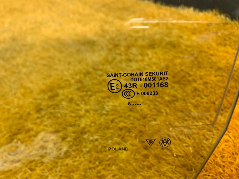 Стекло боковое, 850 рублей, Красноярск