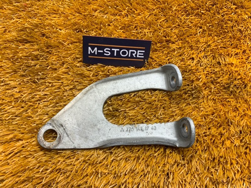 кронштейн, 300 рублей, Красноярск