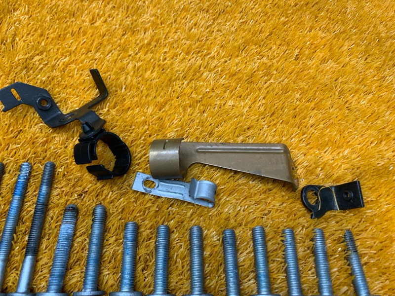 Болты и гайки ДВС, 620 рублей, Красноярск