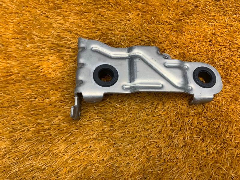 кронштейн, 300 рублей, Красноярск