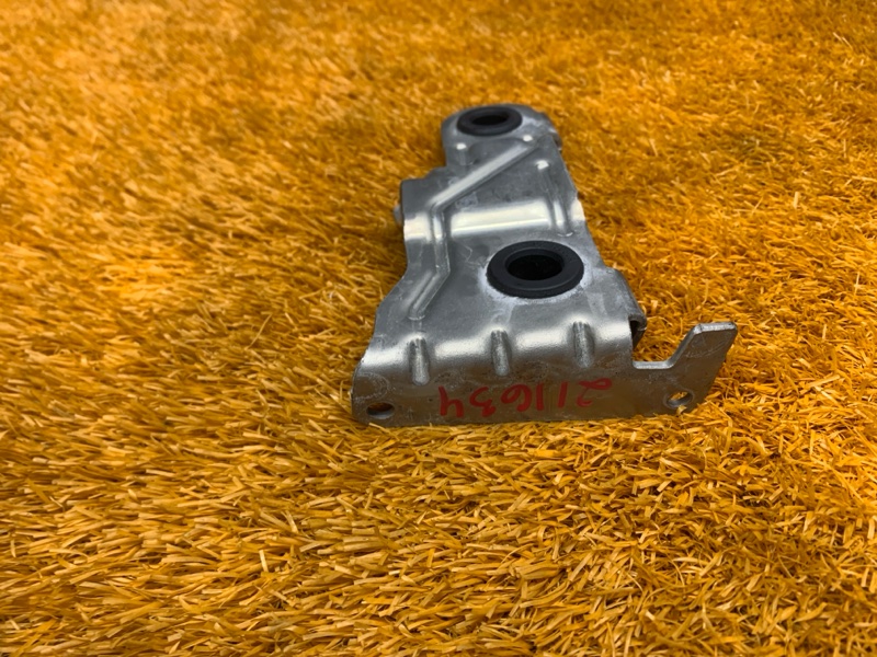 кронштейн, 300 рублей, Красноярск