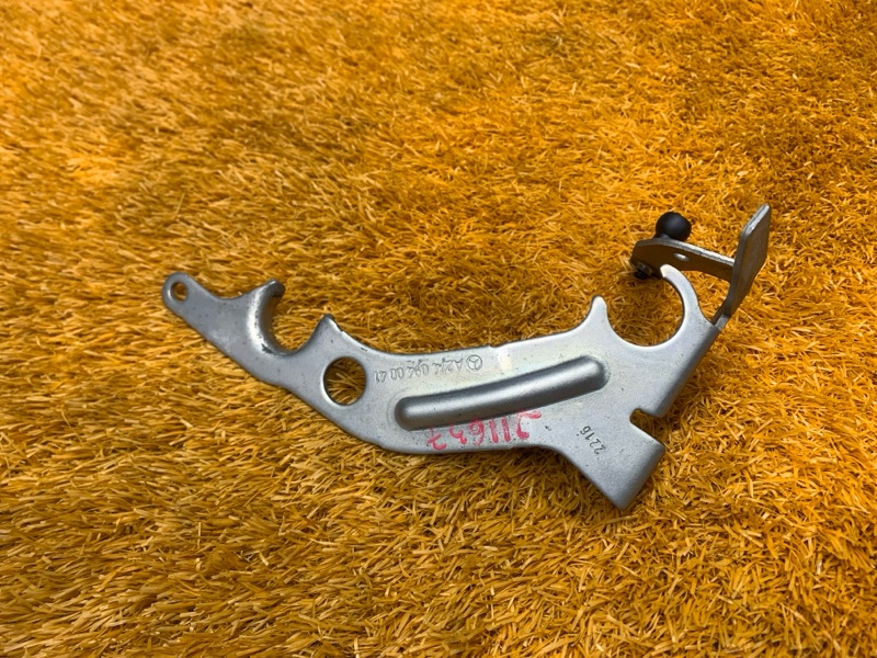 кронштейн, 300 рублей, Красноярск