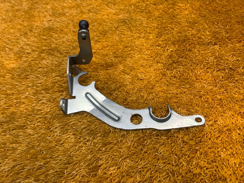 кронштейн, 300 рублей, Красноярск