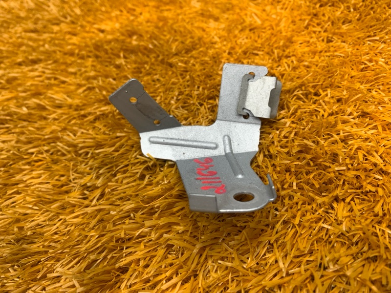 Кронштейн датчика кислорода, 300 рублей, Красноярск