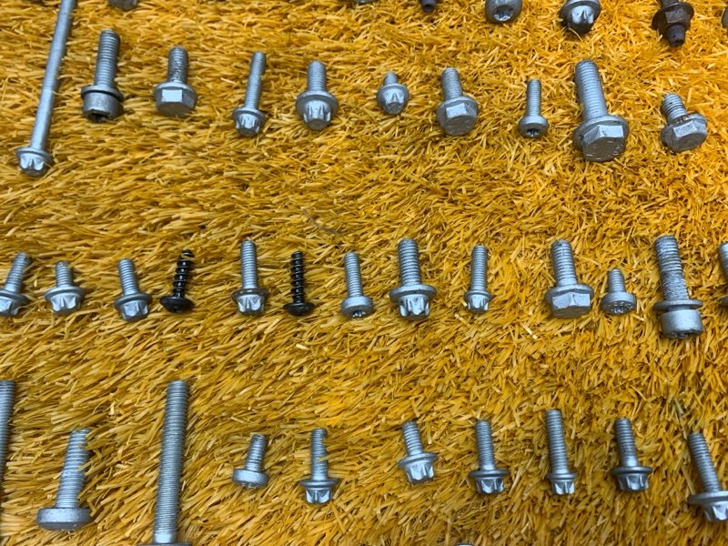 Болты и гайки ДВС, 800 рублей, Красноярск