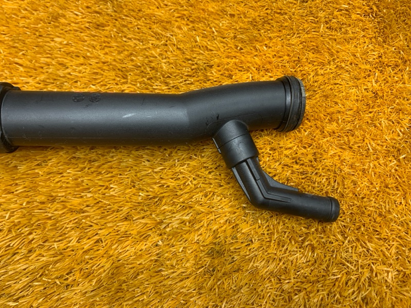 Патрубок системы охлаждения, 1600 рублей, Красноярск