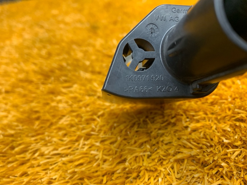 Клемма аккумулятора плюс, 500 рублей, Красноярск