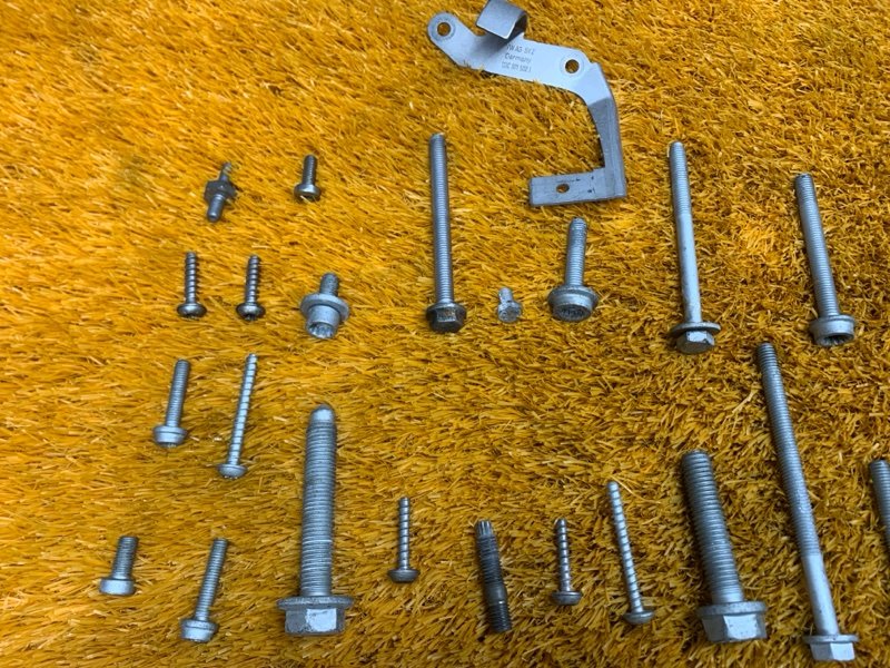 Болты и гайки ДВС, 510 рублей, Красноярск