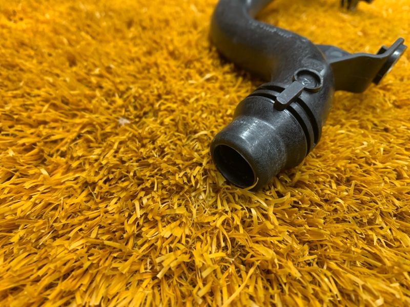 Патрубок системы охлаждения, 500 рублей, Красноярск