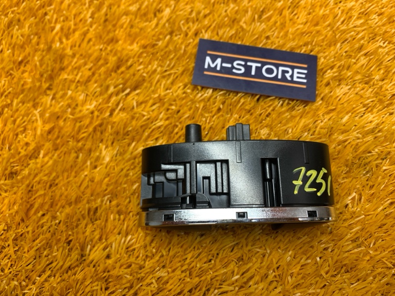 кнопка стеклоподъемника, 300 рублей, Красноярск