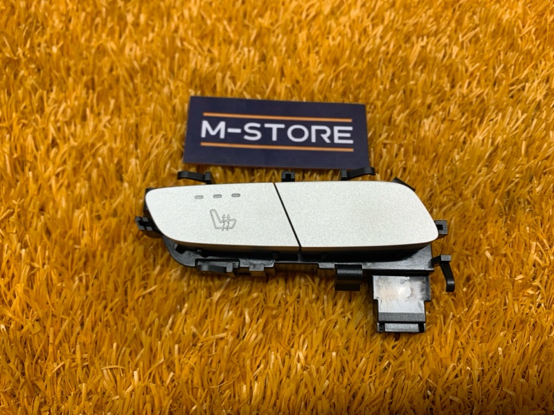 Кнопка подогрева сидений, 1000 рублей, Красноярск