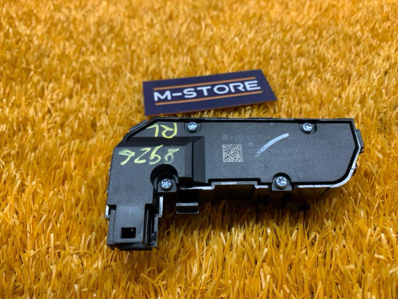 Кнопка подогрева сидений, 1000 рублей, Красноярск